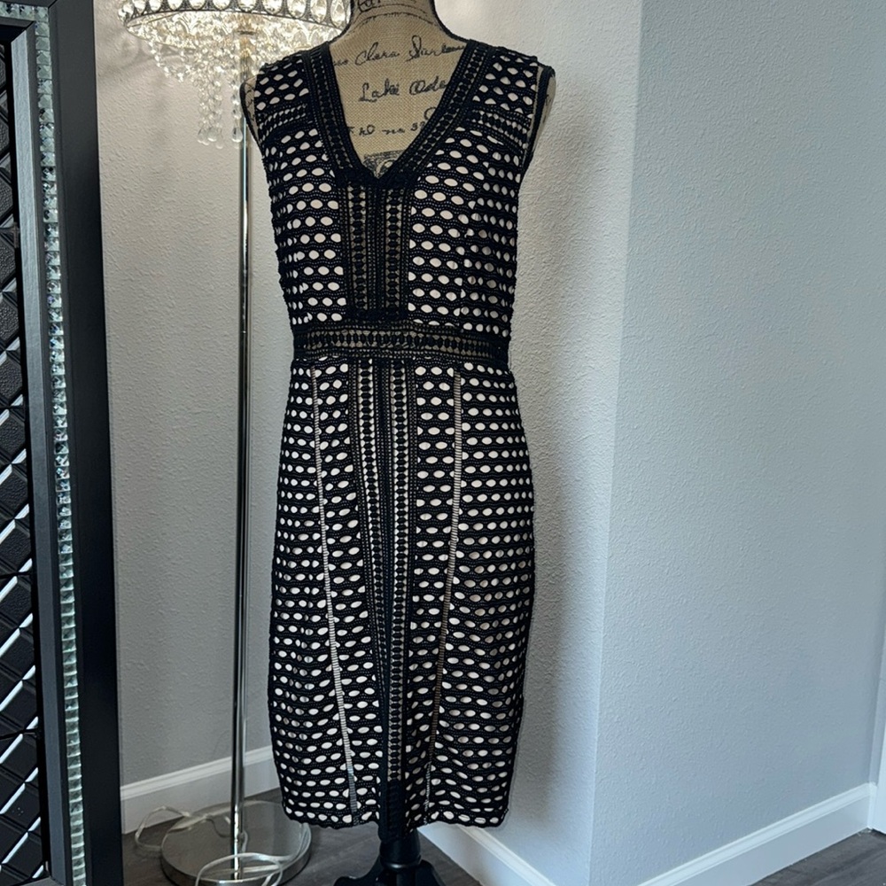 Bebe Black and Cream Sheath Midi Dress V-Neck Sleeveless